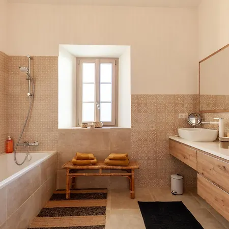 La Petite Bastide Дом отдыха *